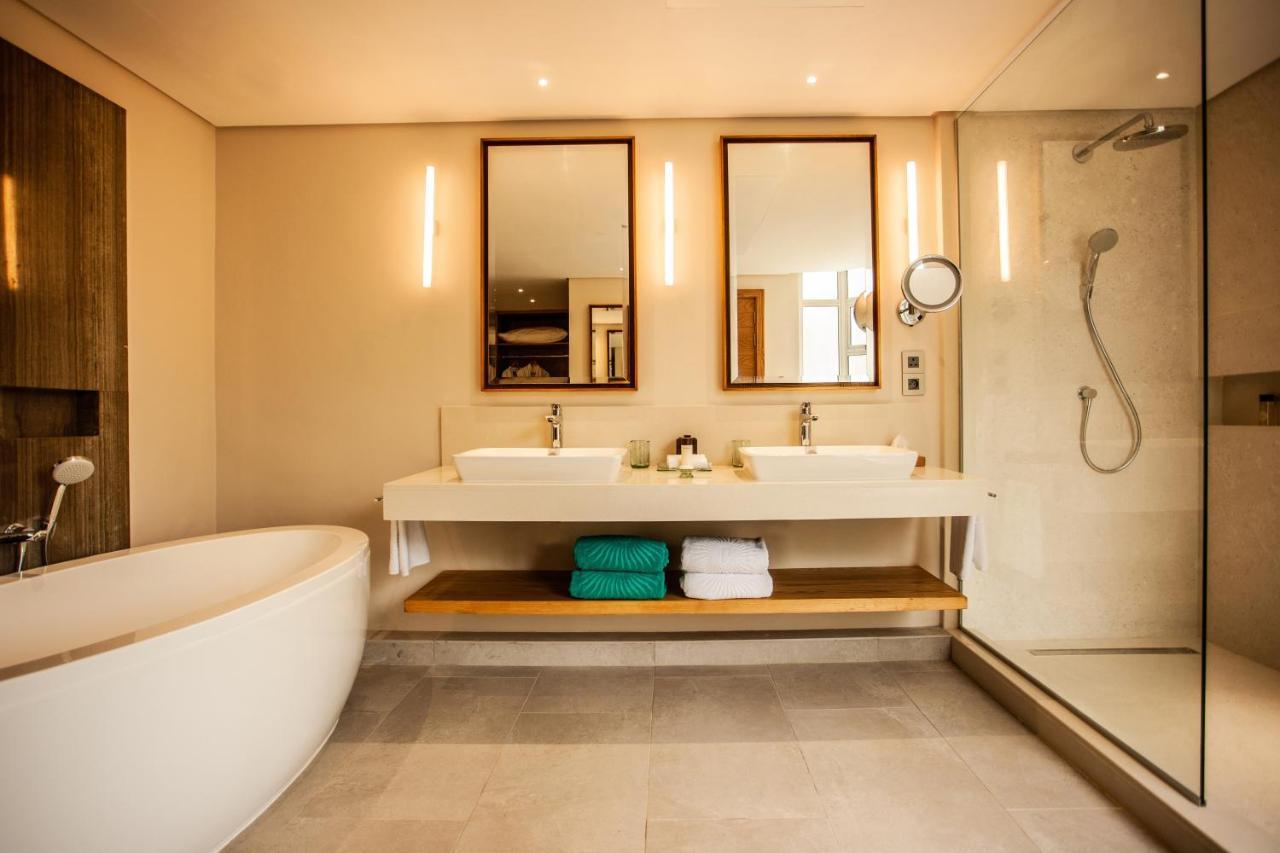 Paradis Room Honeymooners Only